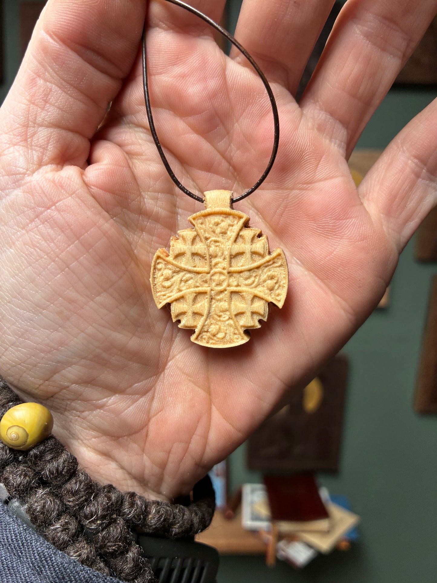 Georgian Cross - Pendant (Maple)