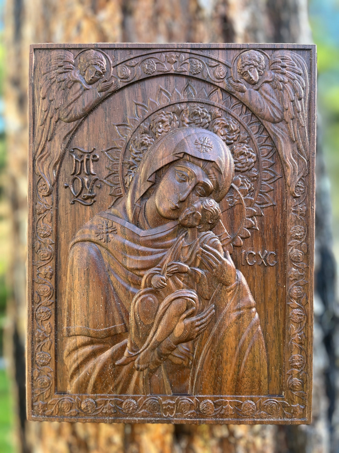 The Sweet Kiss - 5.25 x 7 (Walnut)